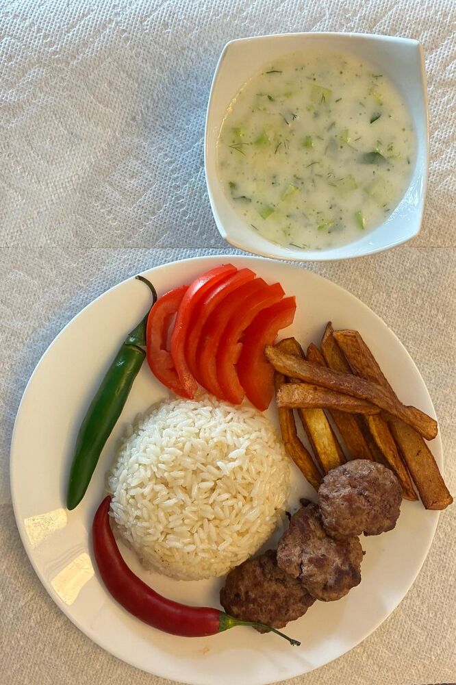 Köfte (Beef & Lamb Patties) Plate